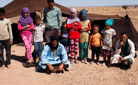 Herzlich Willkommen bei der Caravane Rose du Sable Nomadenfamilie im Süden Marokkos